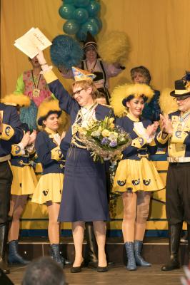 Martina wird geehrt mit KRE-Ehrenorden in Gold! Martina wird geehrt mit KRE-Ehrenorden in Gold!